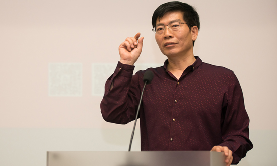 《镜子》导演范永东就创作初衷和创作感受做了专题发言